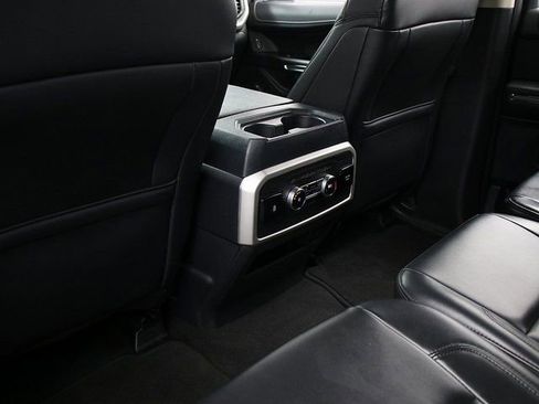 Used 2024 Ford Expedition Max XLT image 14