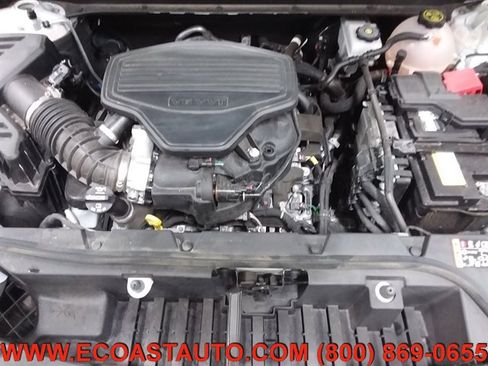 Used 2020 GMC Acadia Denali w/ Trailering Package image 9