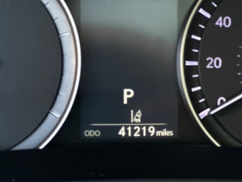 Used 2019 Lexus RX 450h AWD image 26