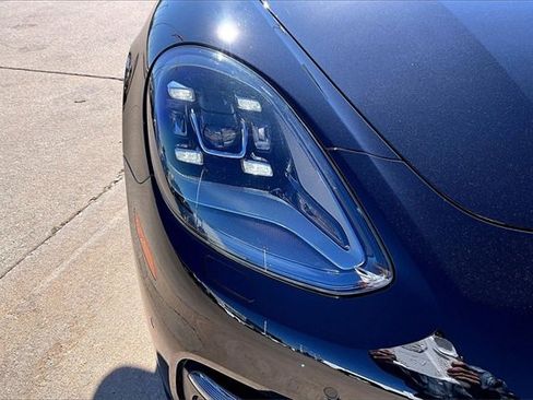 Used 2017 Porsche Panamera 4S image 31