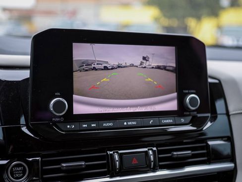 Used 2023 Nissan Pathfinder SV w/ Black Appearance Package image 16