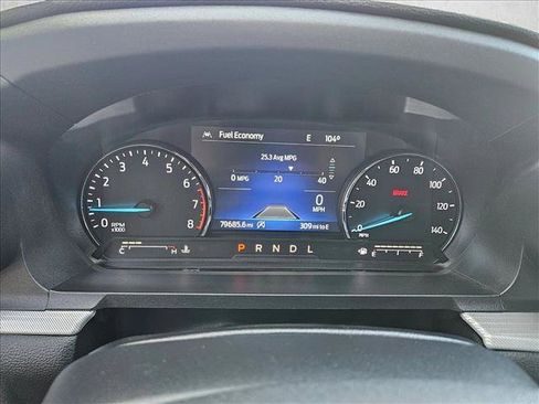 Used 2021 Ford Explorer XLT w/ Equipment Group 202A RWD image 12