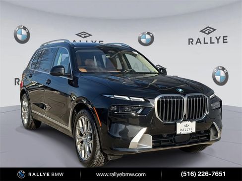 Used 2023 BMW X7 xDrive40i w/ Premium Package image 1