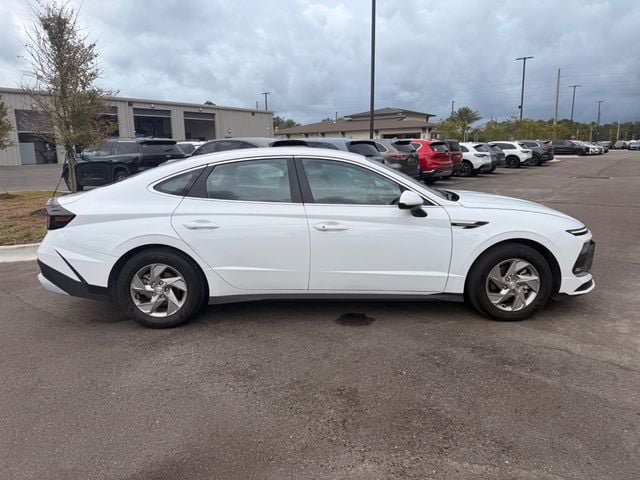Used 2026 Hyundai Sonata SE FWD image 18