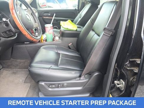 Used 2013 Chevrolet Suburban LTZ RWD image 14