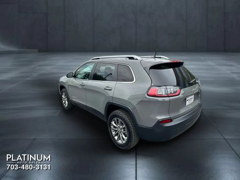 Used 2020 Jeep Cherokee Latitude Plus FWD image 8
