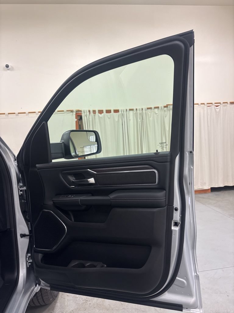 New 2026 RAM 1500 Laramie w/ Laramie Preferred Package AWD/4WD image 20