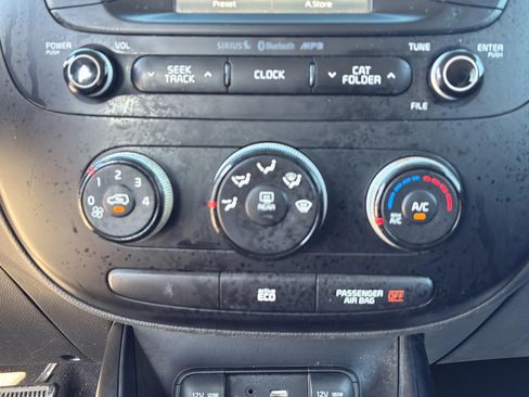 Used 2016 Kia Soul + w/ Designer's Package FWD image 11