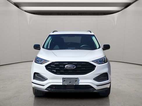 Used 2022 Ford Edge SE w/ Black Appearance Package AWD/4WD image 6