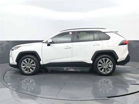 Used 2019 Toyota RAV4 XLE Premium w/ Advanced Technology Package image 24