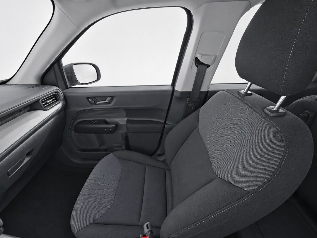Used 2023 Ford Maverick XL FWD image 25
