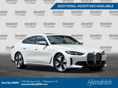 New 2026 BMW i4 eDrive40 w/ Premium Package RWD image 1