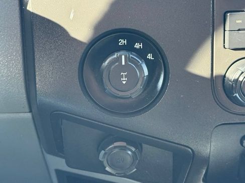 Used 2013 Ford F250 XL w/ PWR Equipment Group AWD/4WD image 19