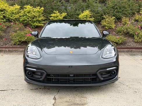 Used 2023 Porsche Panamera Platinum Edition image 8