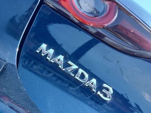 Used 2024 MAZDA MAZDA3 s FWD image 17