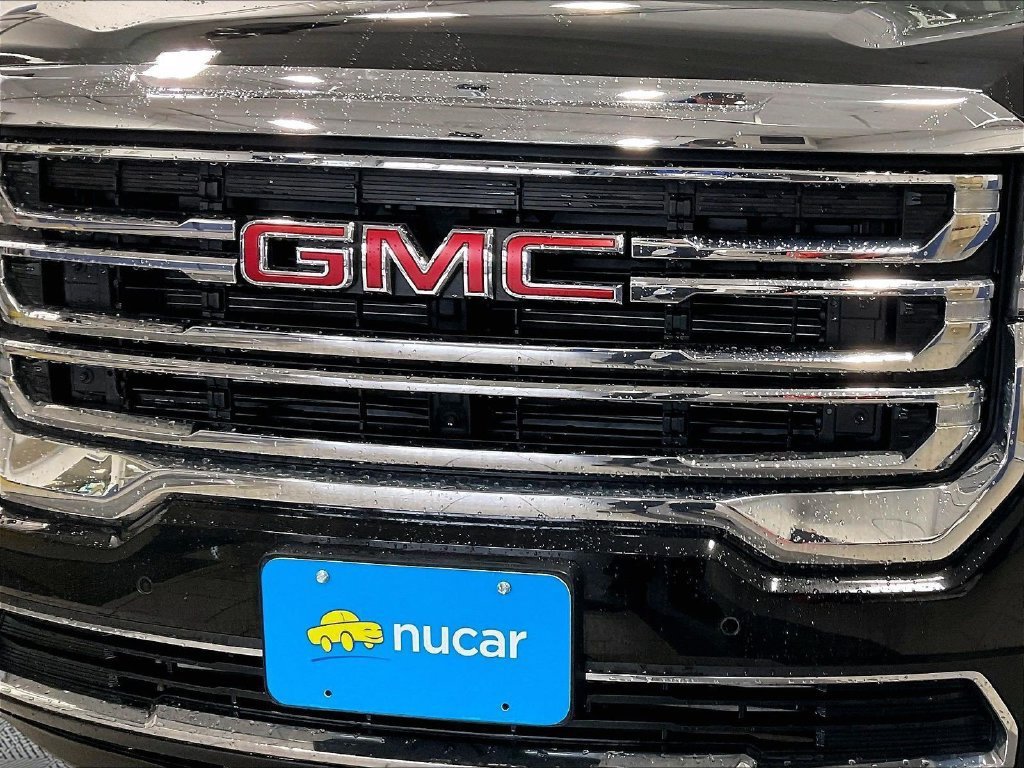 Used 2023 GMC Acadia SLE w/ Driver Convenience Package AWD/4WD image 33
