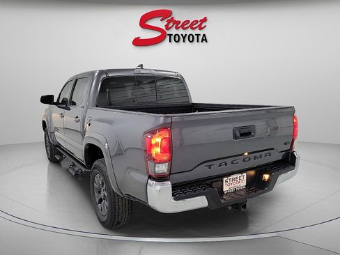Certified 2022 Toyota Tacoma SR5 image 2