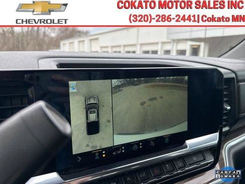 Used 2022 Chevrolet Silverado 1500 LT w/ Z71 Off-Road Package AWD/4WD image 21