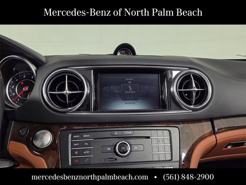 Used 2018 Mercedes-Benz SL 550 image 21