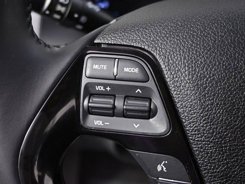 Used 2017 Kia Forte S w/ S Technology Package image 33