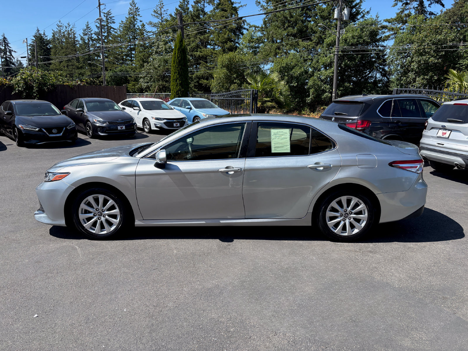 Used 2018 Toyota Camry LE w/ Moonroof Package FWD image 4