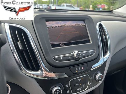 Certified 2024 Chevrolet Equinox LS w/ LS Convenience Package FWD image 20
