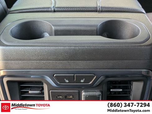 Used 2021 GMC Sierra 1500 Denali AWD/4WD image 30