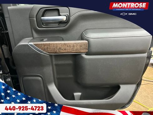 Used 2020 GMC Sierra 3500 Denali w/ Denali Ultimate Package image 26