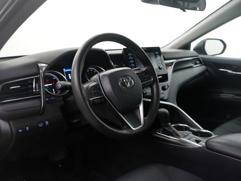 Used 2021 Toyota Camry LE image 16