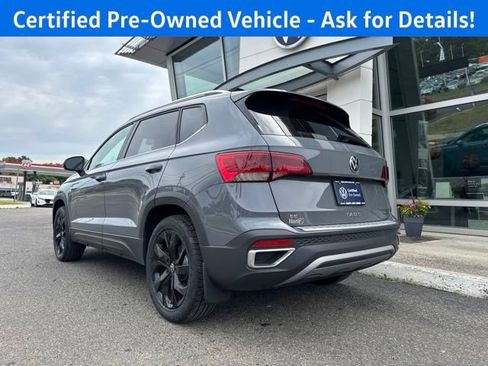 Used 2023 Volkswagen Taos SE w/ Panoramic Sunroof Package AWD/4WD image 6