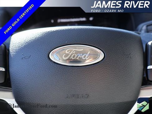 Certified 2025 Ford Explorer Platinum w/ LUX Leather Package image 29