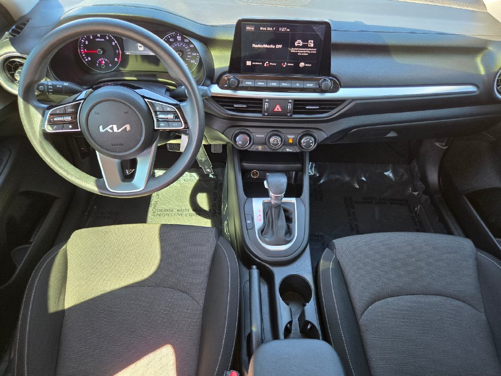 Certified 2024 Kia Forte LXS w/ LXS Technology Package FWD image 19