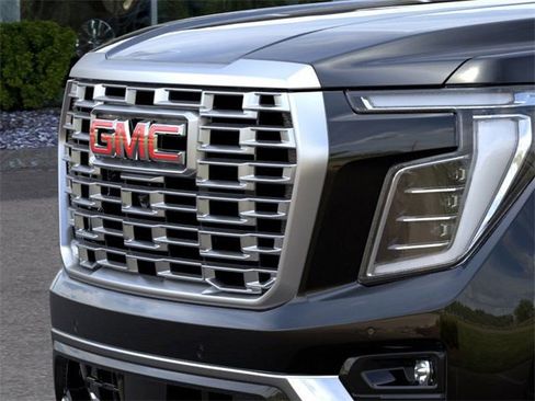 New 2026 GMC Yukon Denali image 13