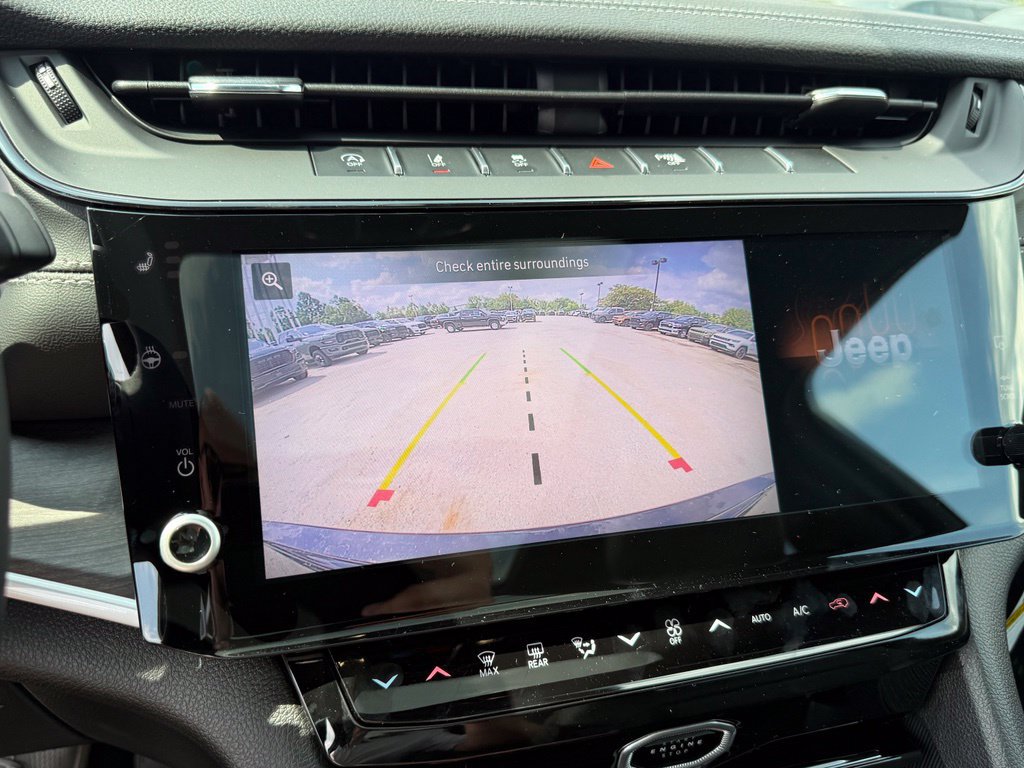 New 2027 Jeep Grand Cherokee Limited AWD/4WD image 19