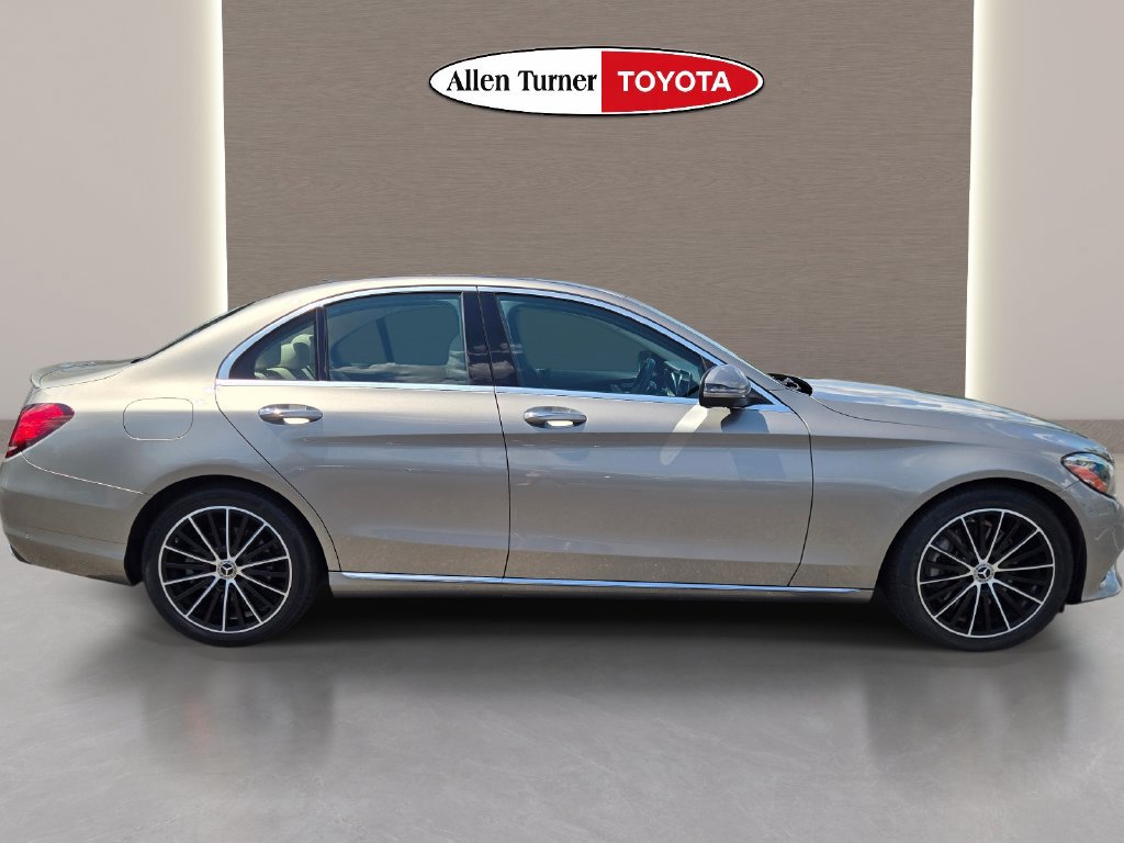 Used 2020 Mercedes-Benz C 300 Sedan image 4