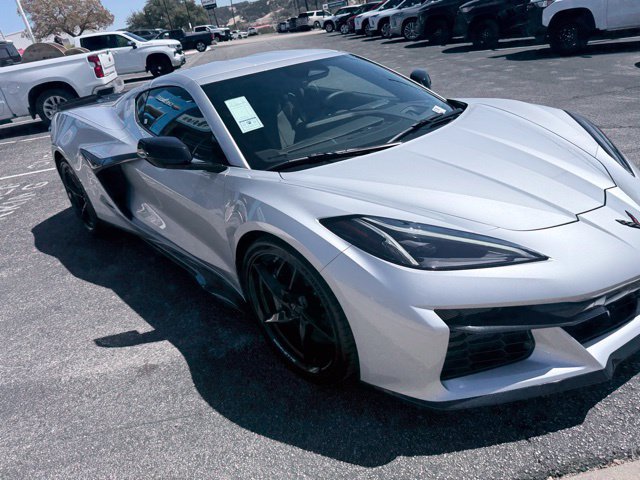 New 2026 Chevrolet Corvette E-Ray AWD/4WD image 6