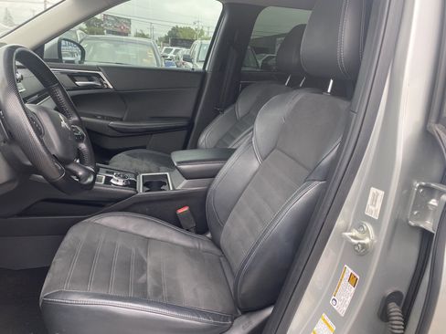 Used 2022 Mitsubishi Outlander SE AWD/4WD image 10