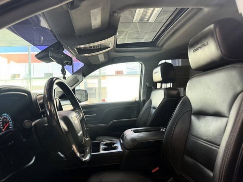 Used 2018 GMC Sierra 1500 Denali AWD/4WD image 4