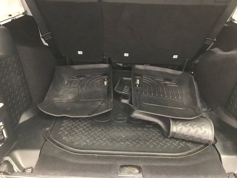 Used 2017 Jeep Wrangler Unlimited Sport w/ Quick Order Package 24S AWD/4WD image 23