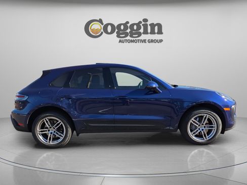 Used 2022 Porsche Macan image 8
