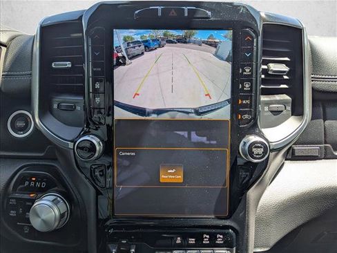 Used 2022 RAM 1500 Laramie AWD/4WD image 12