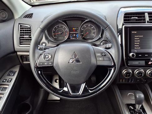 Used 2020 Mitsubishi Outlander Sport SE image 16