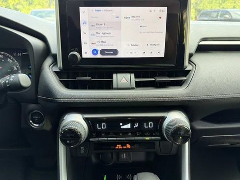 Used 2024 Toyota RAV4 AWD Hybrid image 28