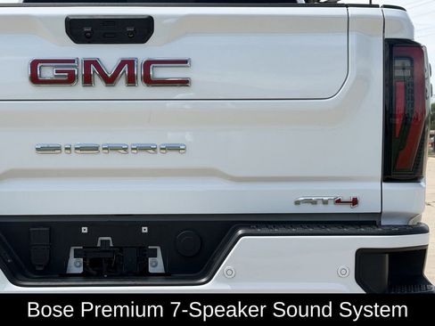 Used 2024 GMC Sierra 2500 AT4 w/ AT4 Premium Plus Package AWD/4WD image 9