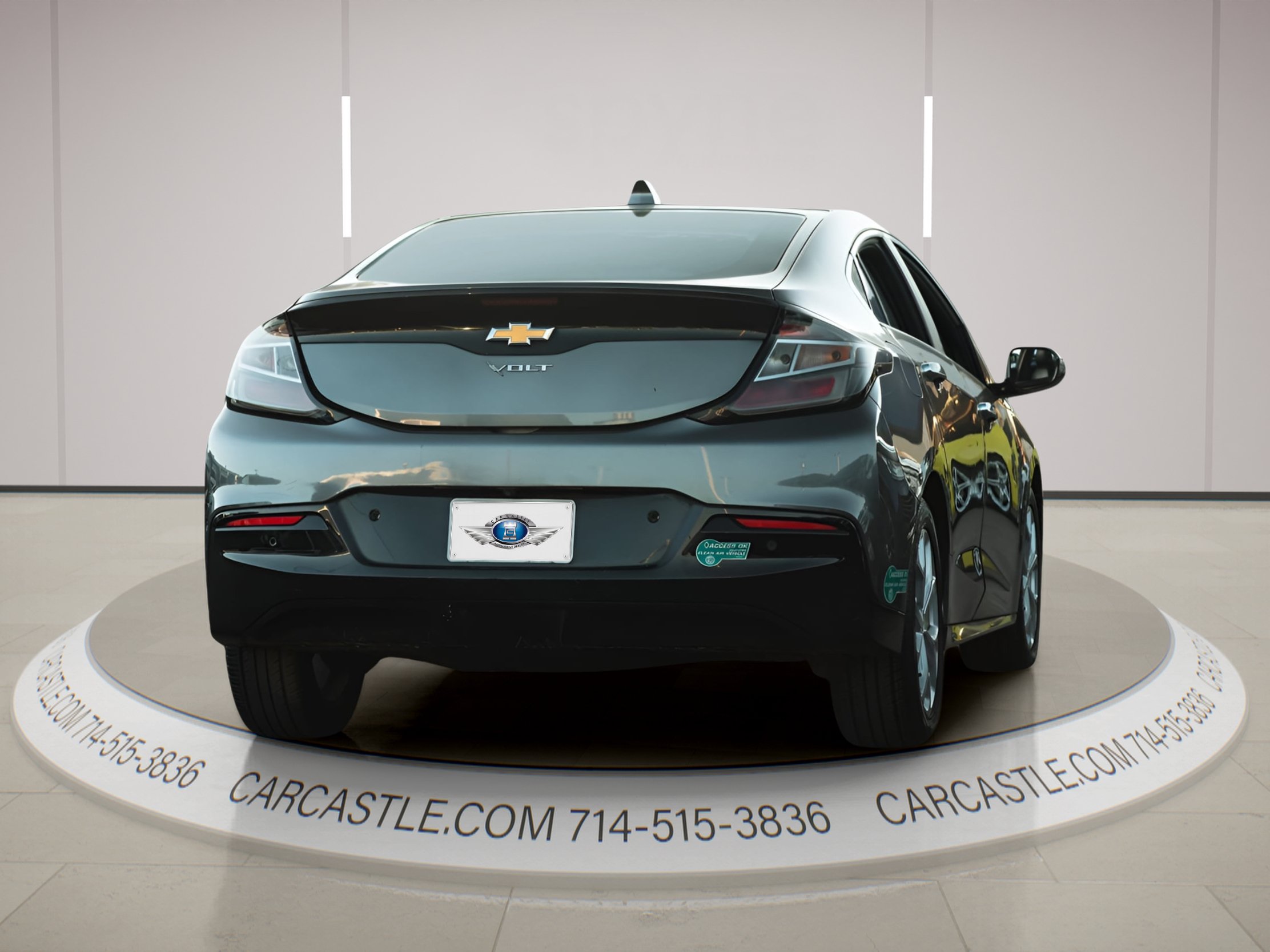 Used 2016 Chevrolet Volt Premier FWD image 4