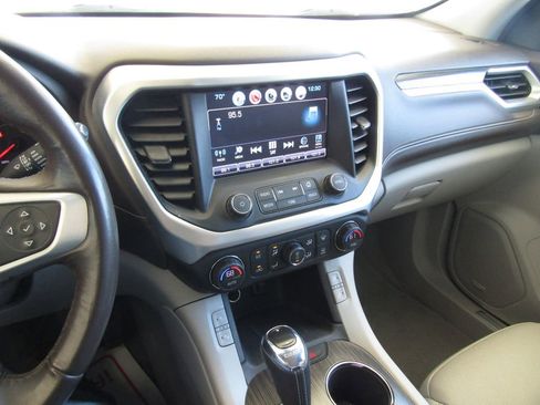 Used 2018 GMC Acadia SLT AWD/4WD image 28