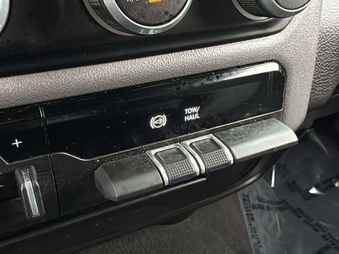 Used 2024 RAM 2500 Big Horn image 29