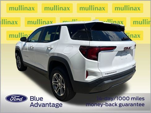 Used 2026 GMC Terrain Elevation FWD image 3