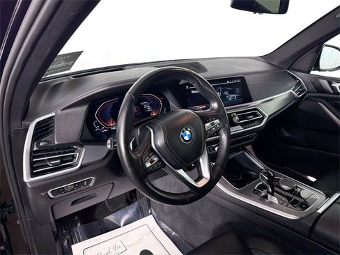 Used 2023 BMW X5 xDrive40i image 9