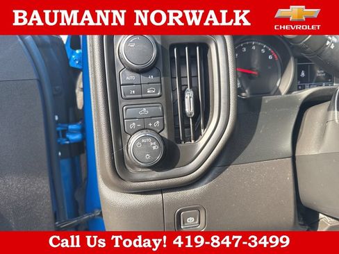Used 2024 Chevrolet Silverado 1500 Custom w/ LPO, Dark Essentials Package AWD/4WD image 15